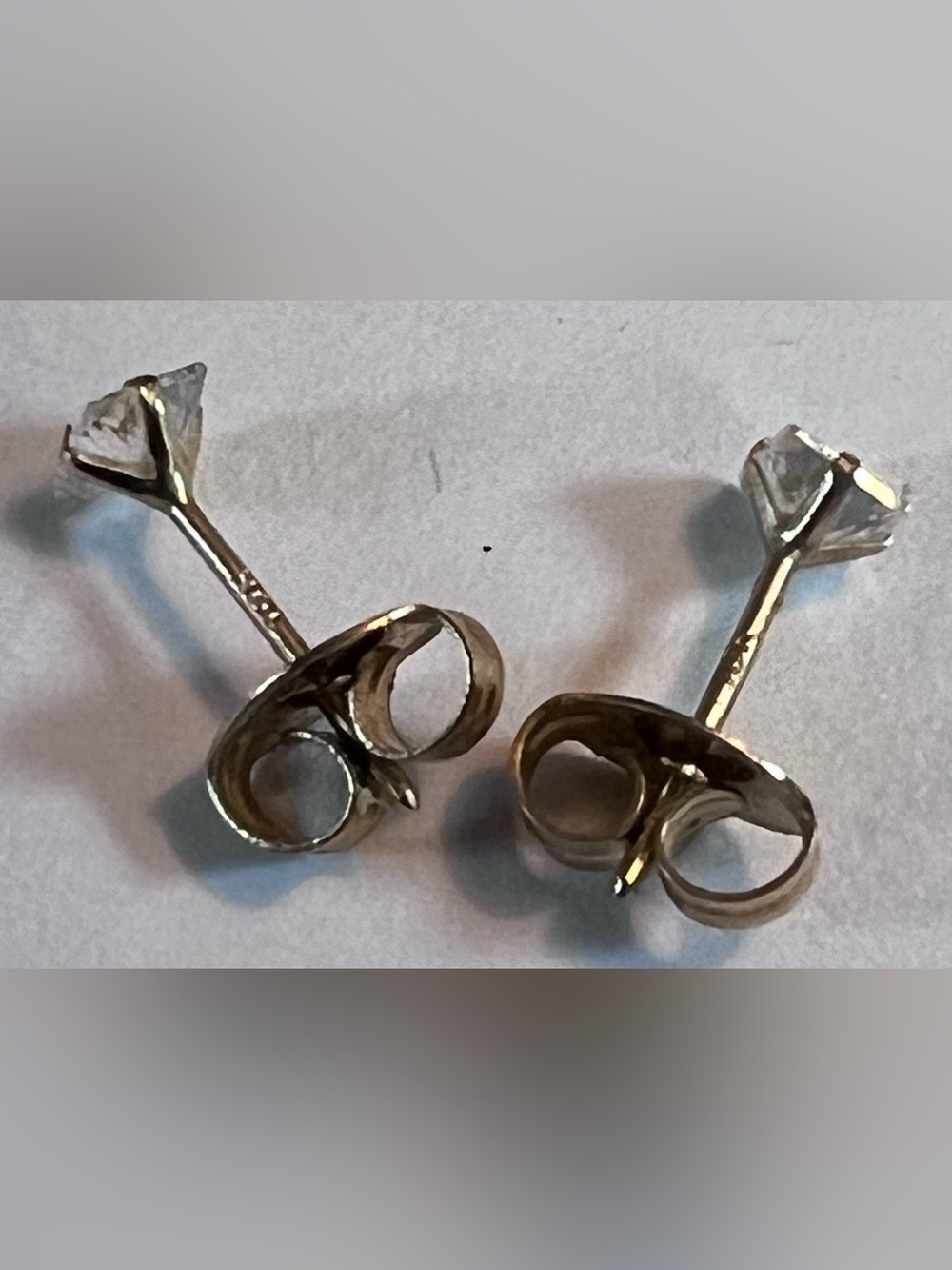10K yellow gold pierced posts studs earrings square solitaire faux diamond stone